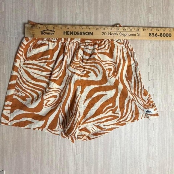 Quiksilver Zebra Print Shorts M Elastic Waist Boho Summer Casual Orange - Picture 4 of 14
